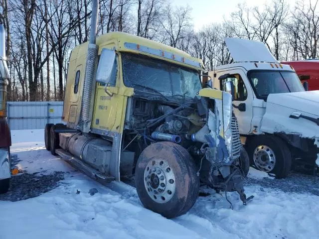 2019 Freightliner Conventional Coronado 132