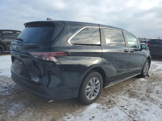 2024 Toyota Sienna LE