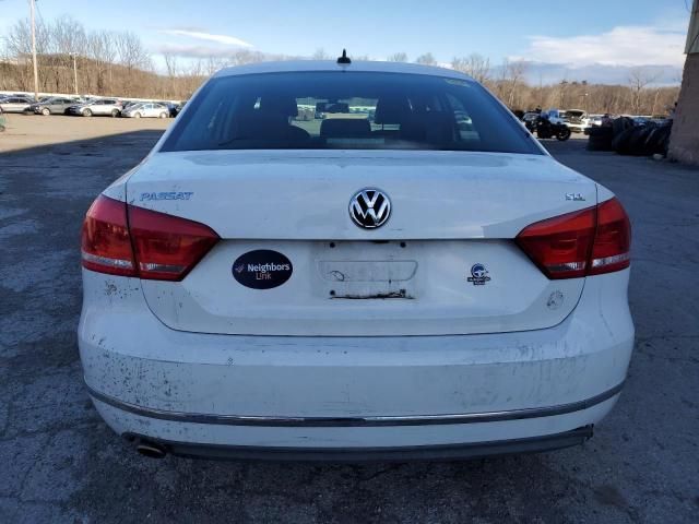 2013 Volkswagen Passat SEL