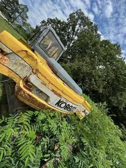 Salvage trucks for sale at Tulsa, OK auction: 1988 Kobelco Bladeunner