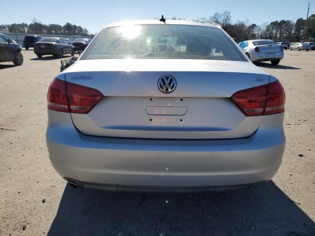 2013 Volkswagen Passat SE