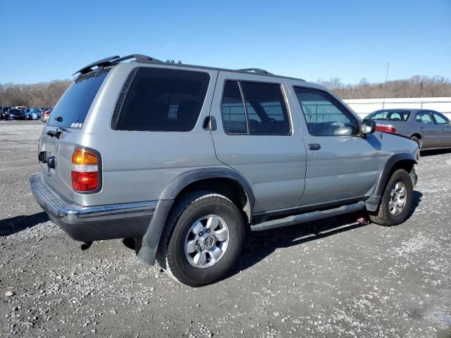 1999 Nissan Pathfinder XE