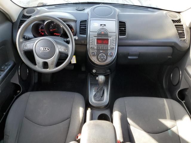 2011 KIA Soul +