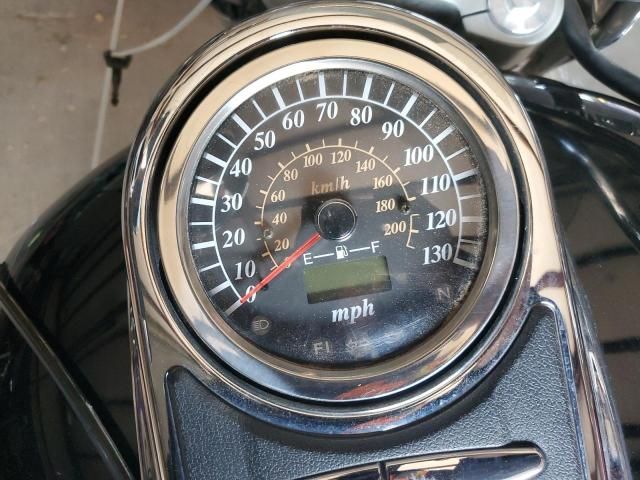 2005 Suzuki C90