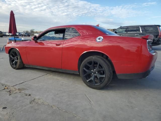 2016 Dodge Challenger SXT