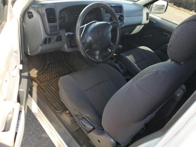 2001 Nissan Frontier King Cab XE