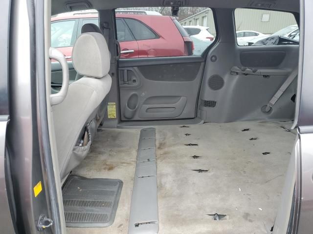 2005 Toyota Sienna CE