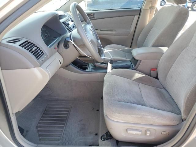 2004 Toyota Camry LE