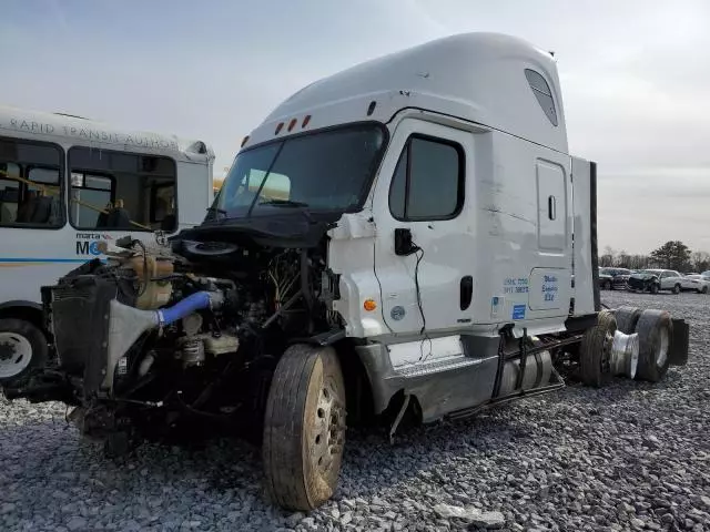 2019 Freightliner Cascadia 125