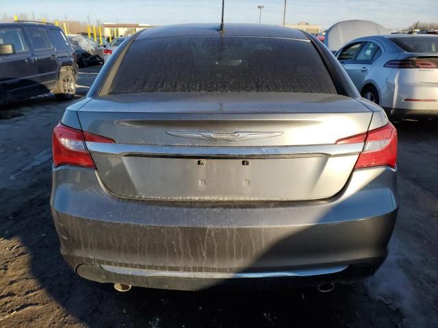 2013 Chrysler 200 Limited