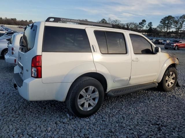 2007 Nissan Pathfinder LE