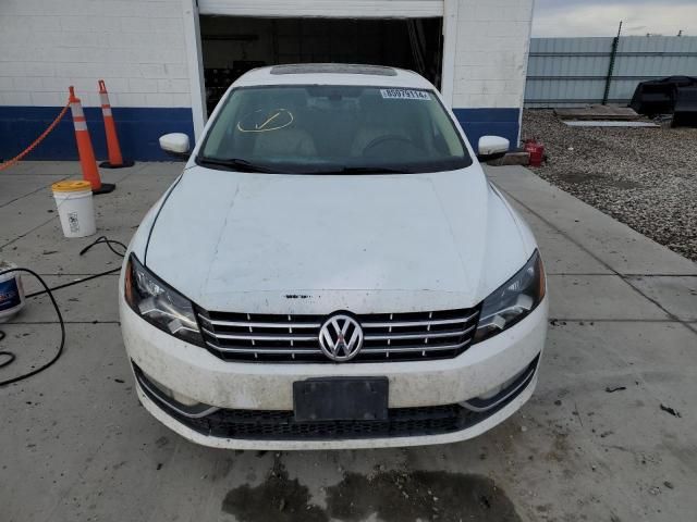 2015 Volkswagen Passat SEL