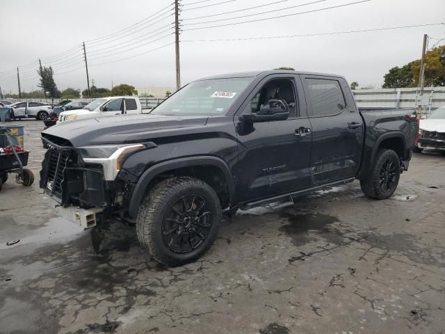 2023 Toyota Tundra Crewmax SR