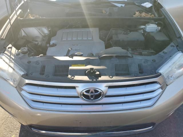 2013 Toyota Highlander Base