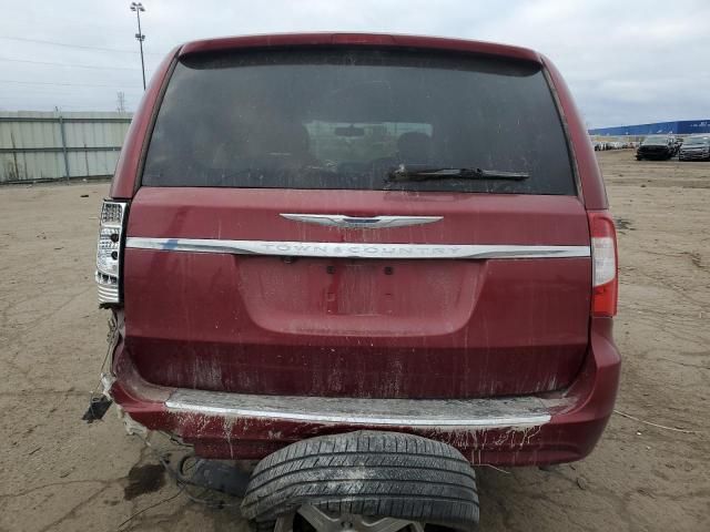 2012 Chrysler Town & Country Touring