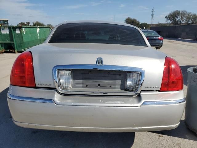 2007 Lincoln Town Car Signature