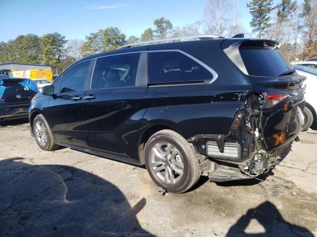 2022 Toyota Sienna Limited