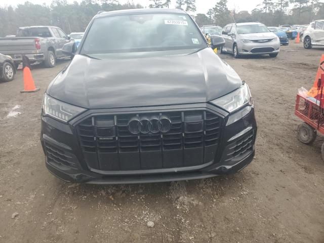 2021 Audi Q7 Prestige