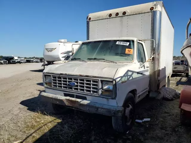 1990 Ford Econoline E350 Cutaway Van