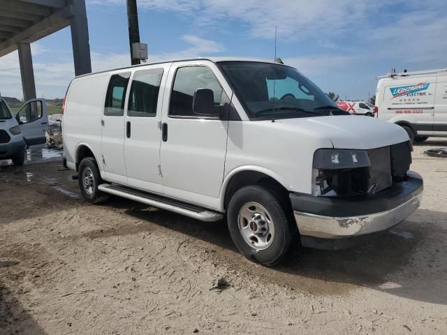 2022 GMC Savana G2500