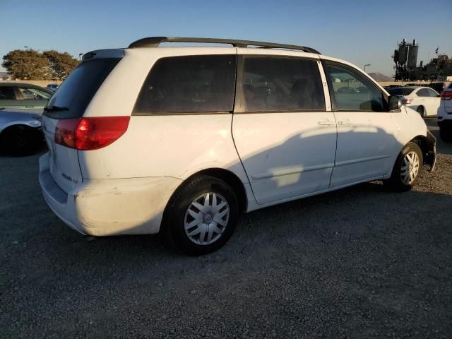 2006 Toyota Sienna CE