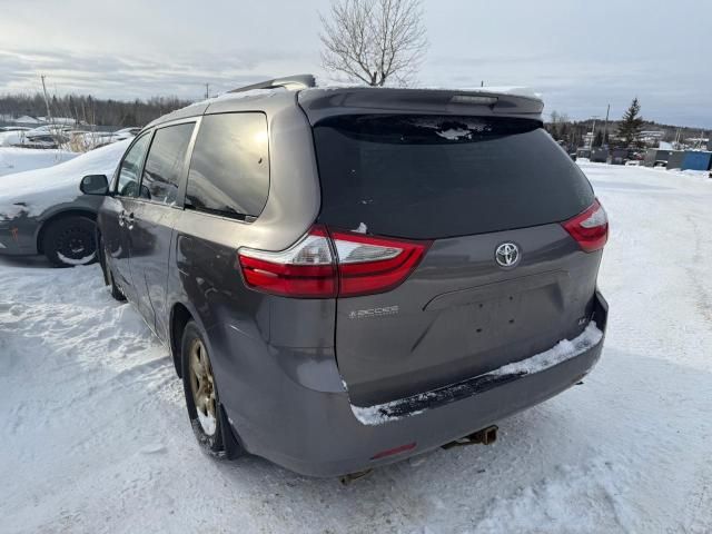 2015 Toyota Sienna LE