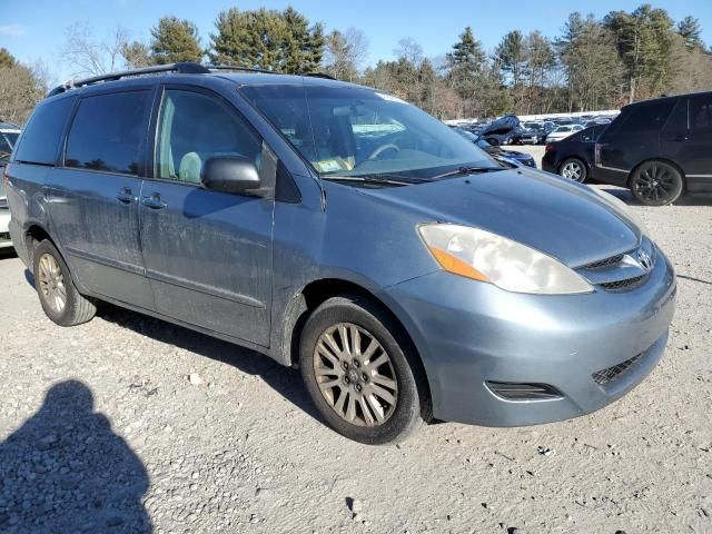 2008 Toyota Sienna LE