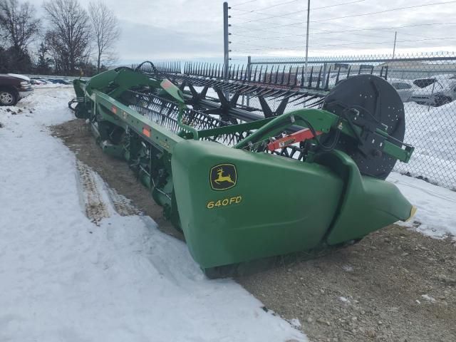 2018 John Deere 640FD