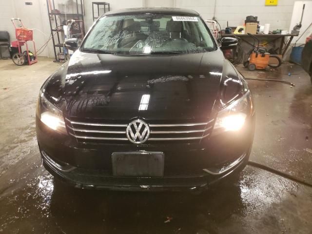 2014 Volkswagen Passat SE