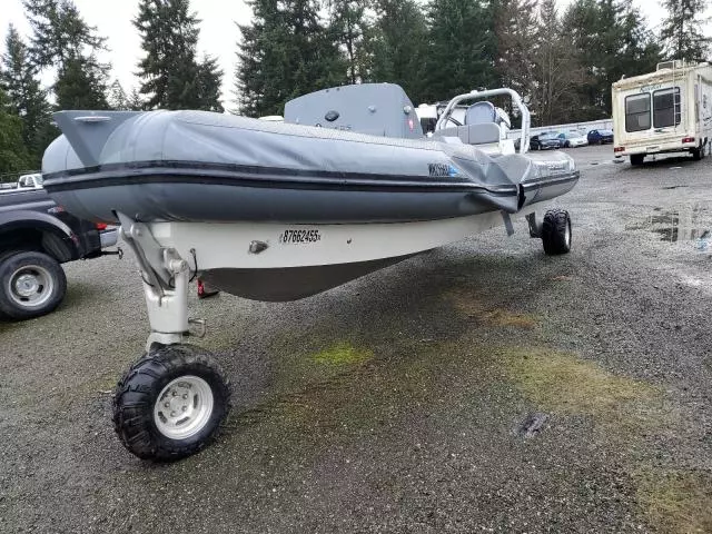 2015 SLG 7.7RIB