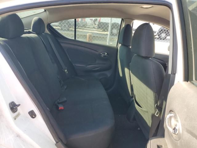 2013 Nissan Versa S