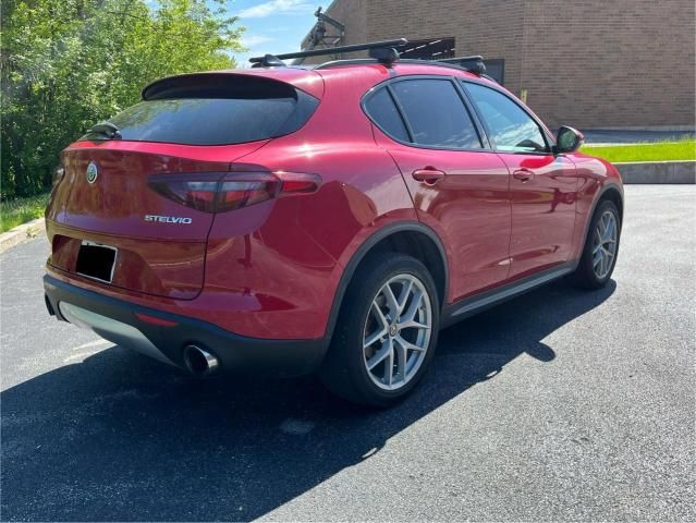 2018 Alfa Romeo Stelvio TI Sport