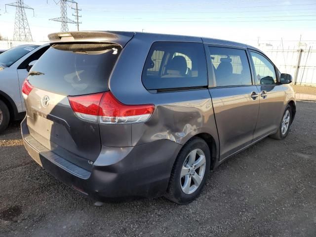 2011 Toyota Sienna LE