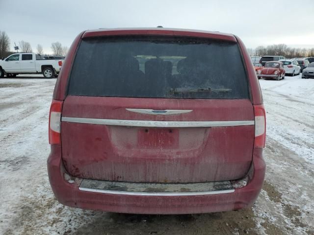 2015 Chrysler Town & Country Touring L