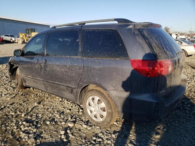 2007 Toyota Sienna CE