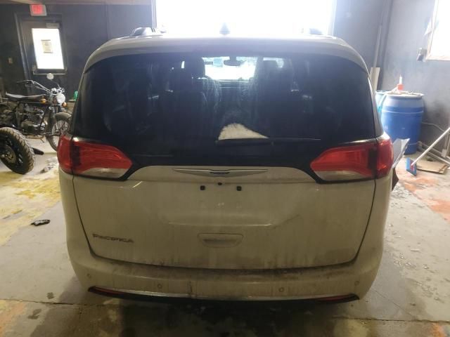 2017 Chrysler Pacifica Touring L Plus