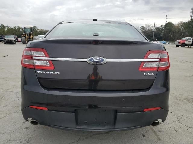 2013 Ford Taurus SEL