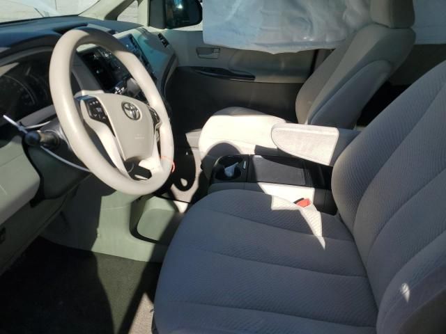 2012 Toyota Sienna LE