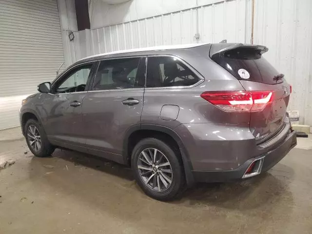 2018 Toyota Highlander SE