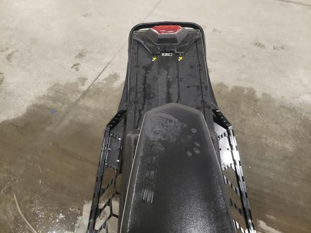 2023 Polaris Snowmobile