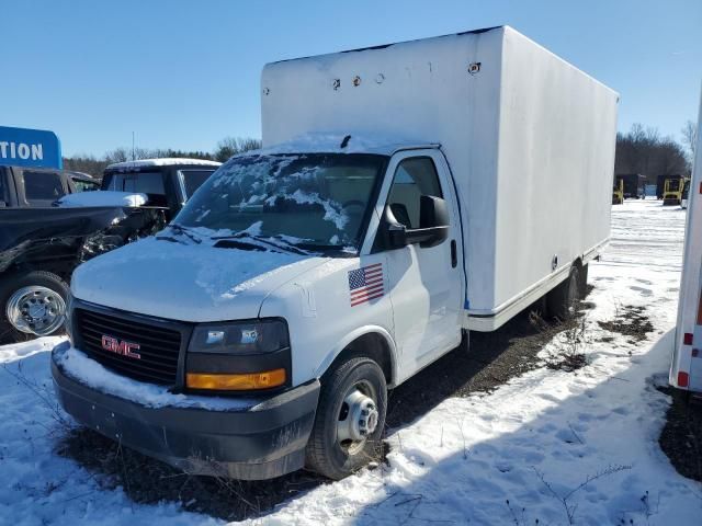 2019 GMC Savana Cutaway G4500