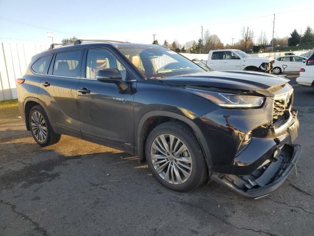 2021 Toyota Highlander Hybrid Platinum