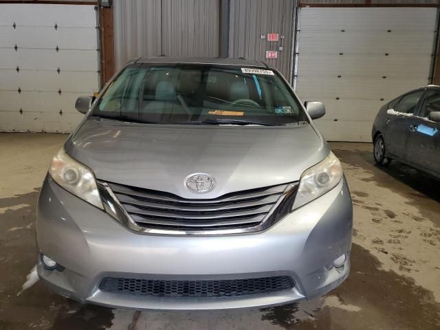 2011 Toyota Sienna XLE