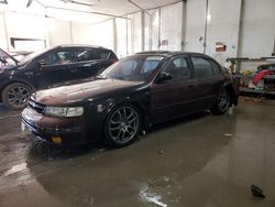 Carros salvage a la venta en subasta: 1999 Nissan Maxima GLE