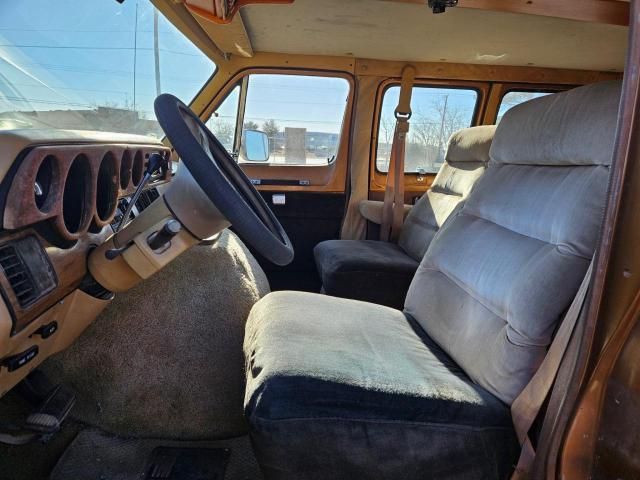 1987 Dodge RAM Van B250