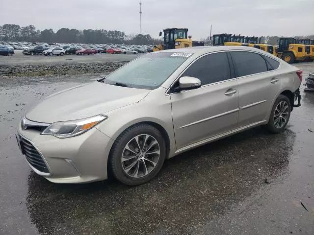 2017 Toyota Avalon XLE