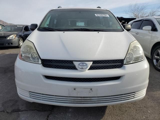 2005 Toyota Sienna CE