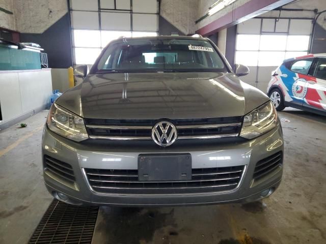 2014 Volkswagen Touareg V6