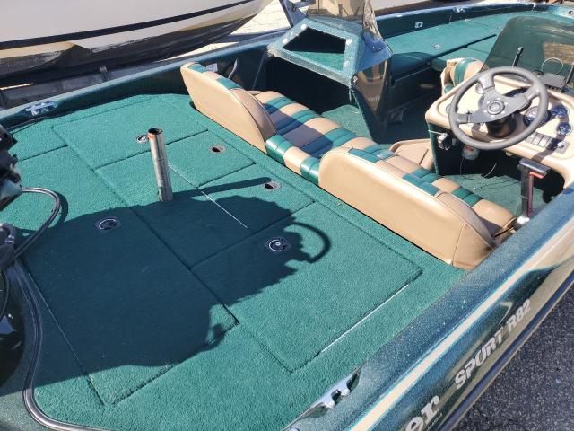 1997 Land Rover 1997 Landau Boat CO Bass Boat