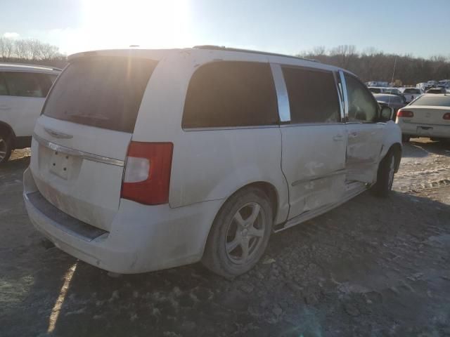 2012 Chrysler Town & Country Touring